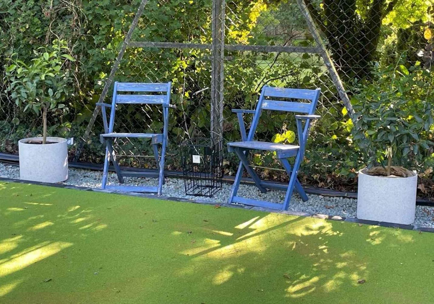 Unique & Rural Child Friendly Annexe With Large Gardens, Games & Tennis Court - Chichester Holiday Properties 외부 사진